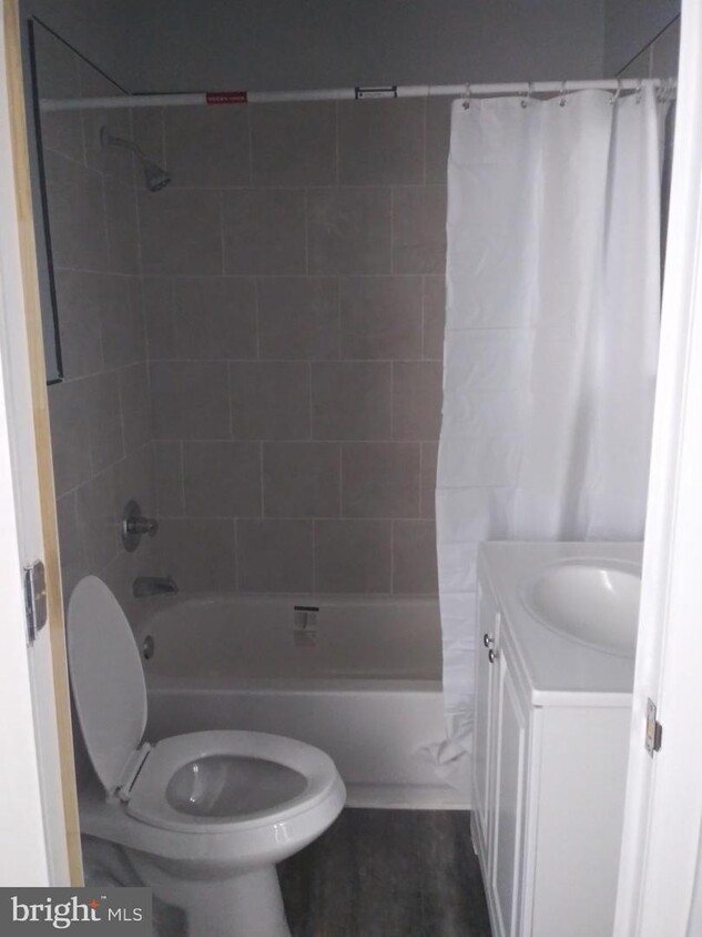 Primary Photo - 1317 W Allegheny Ave