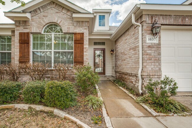 Foto del edificio - Upgraded 3 bedroom in Master Planned Community of Travis Ranch!!