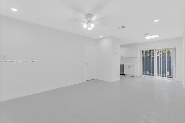 Foto del edificio - 1428 NE 2nd Ave