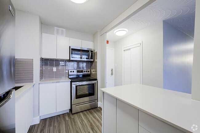 Building Photo - Northcliffe Heights