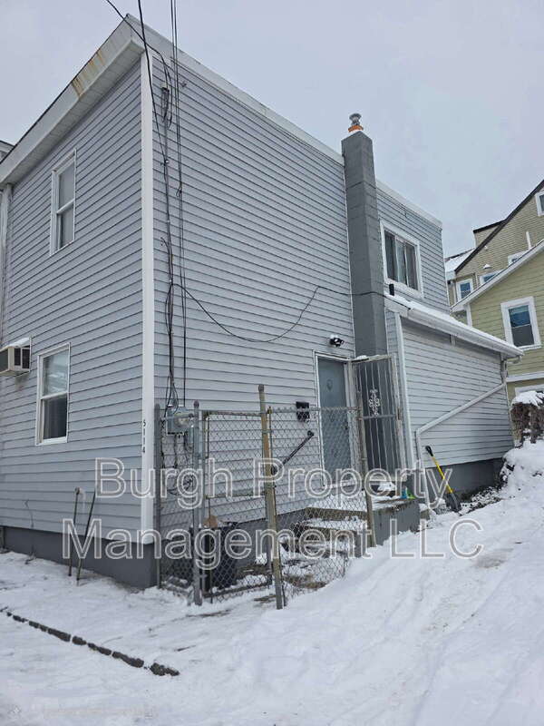 Building Photo - 5114 Lotus Wy