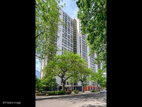 Building Photo - 1360 N Sandburg Terrace