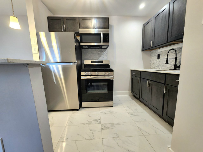 Foto del edificio - 57 Branch Brook Pl
