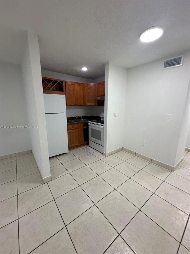 Foto del edificio - 431 E 28th St