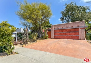 Building Photo - 3124 Veteran Ave
