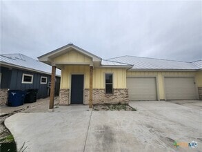 Building Photo - 1022 Mellow Breeze