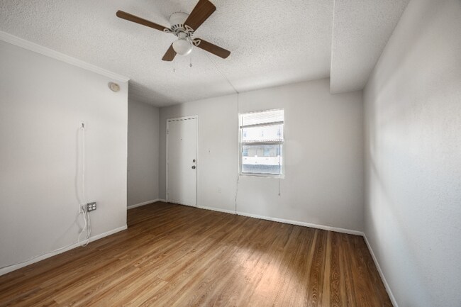 Foto del edificio - 914 SW 8th Ave