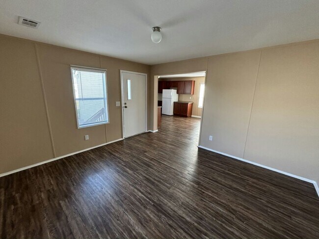 Foto del edificio - 6402 NW 28th St