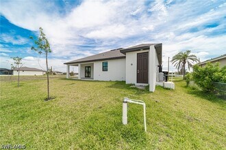 Building Photo - 1608 NW 38th Ave
