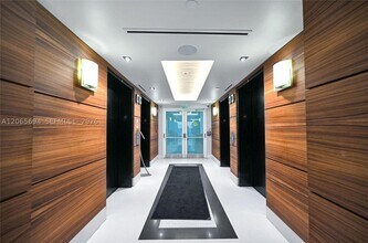 Building Photo - 650 West Dr