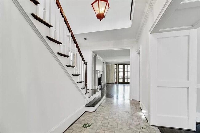 Foto del edificio - 460 Ivy Park Ln NE