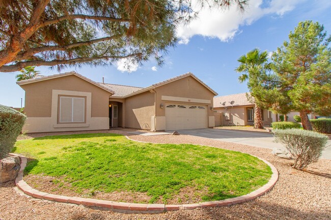 Building Photo - **NOW AVAILABLE** Gilbert 3 bed 2 bath Spa...