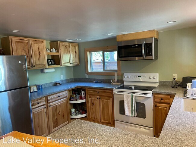Foto del edificio - 2 br, 1.5 bath House - 3753 Paradise Ave