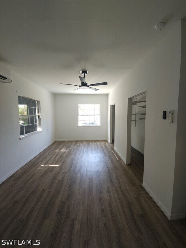 Foto del edificio - 3378 Apache St