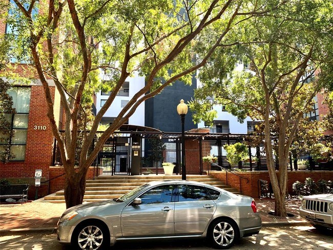 Foto del edificio - 3110 Thomas Ave