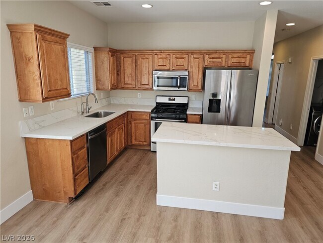 Foto del edificio - 1018 Garnet Ridge Ct