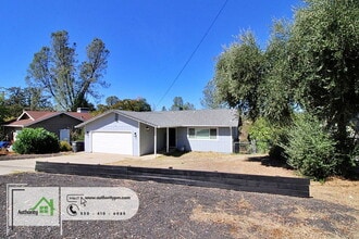 Building Photo - 1788 Riviera Dr