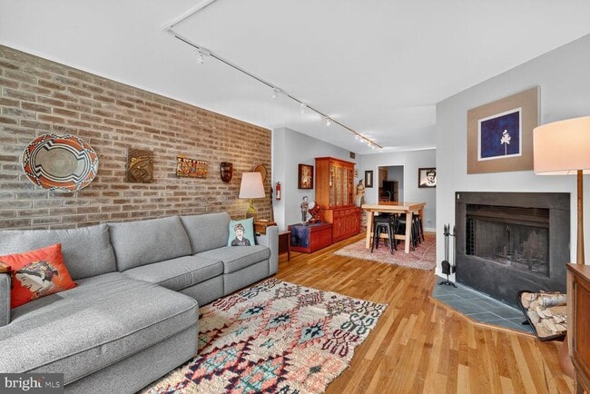 Foto del edificio - 333 N St SW