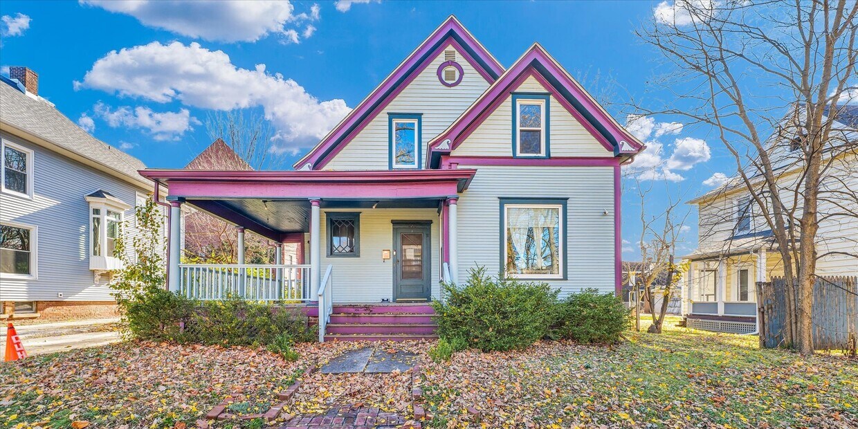 Primary Photo - 207 W High St