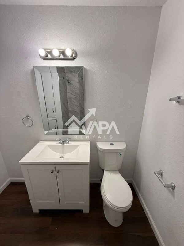 Foto del edificio - 407 Creath Pl