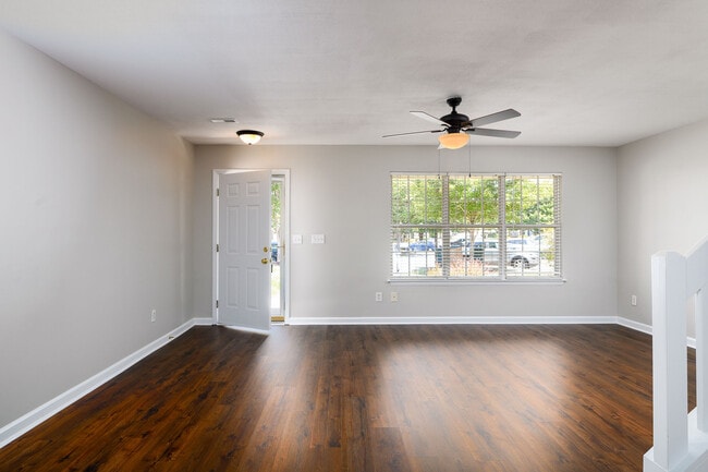 Building Photo - 4642 Cross Ridge Ln