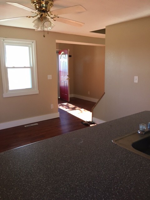 Foto del edificio - 126 E Vine St