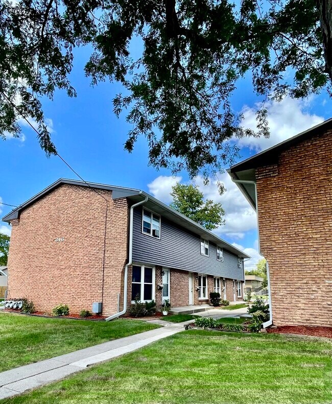 Foto del edificio - 316 Sheridan Dr