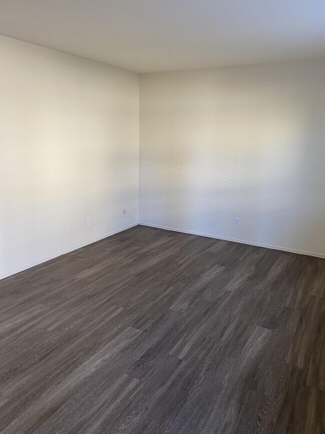 Foto del edificio - 4801 Orange Grove Ave