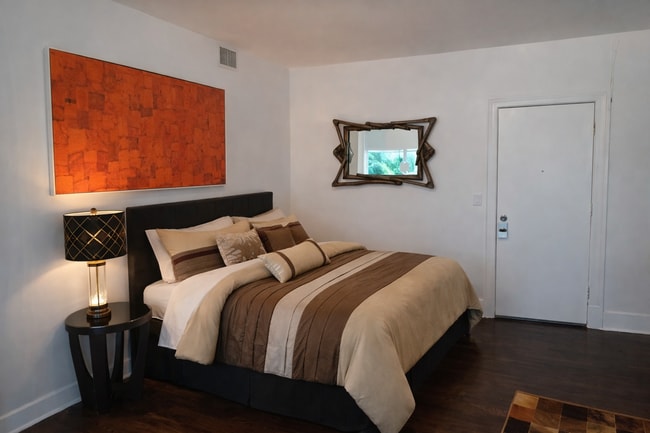 Bedroom - 900 16th St