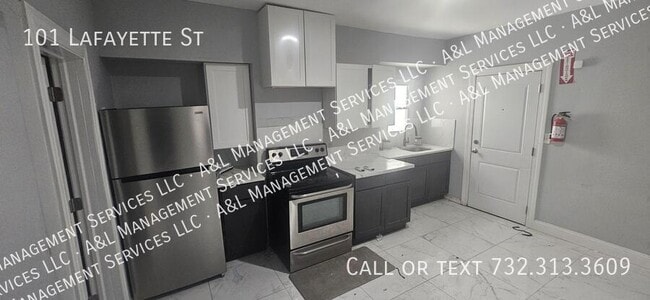 Photo - 101 Lafayette St Townhome