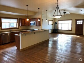 Building Photo - 420 Forbes Ave