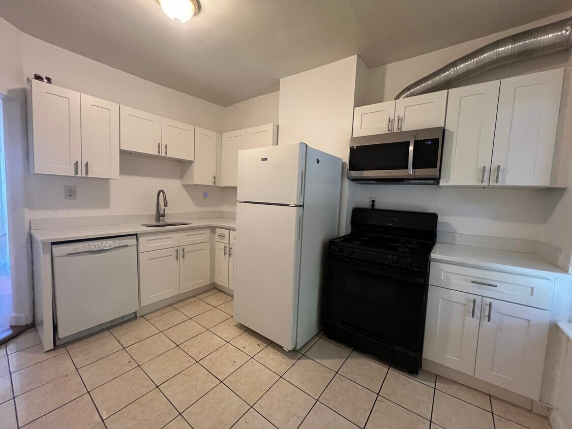 Foto principal - 846 Huntington Ave