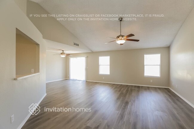 Foto del edificio - 5930 E Elmwood St