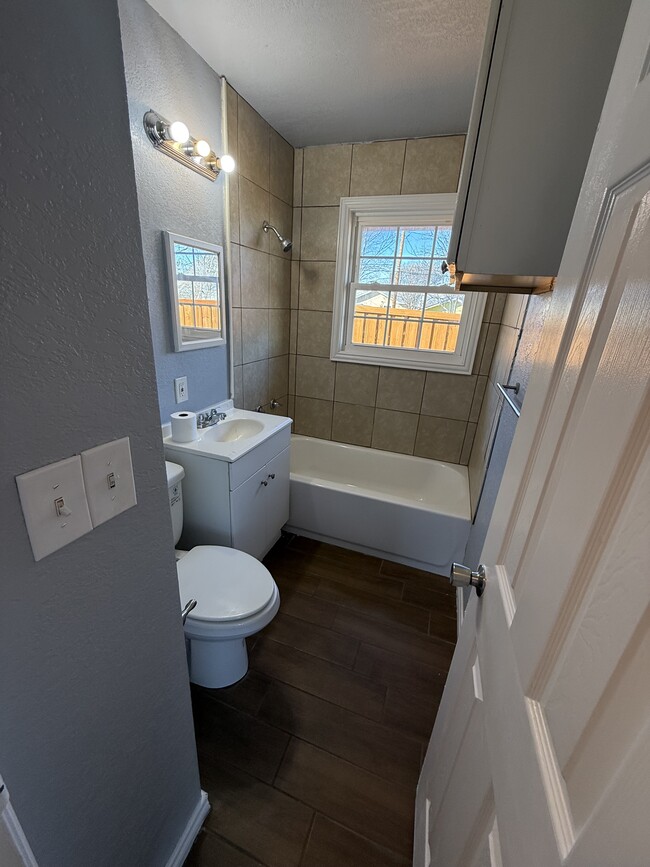 Building Photo - 3911 Orlando Ct