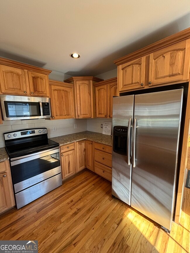 Building Photo - 88 E Washington St