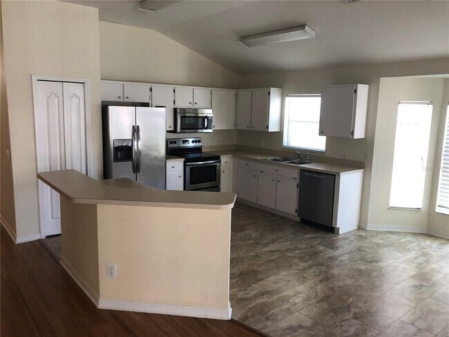 Building Photo - 9822 White Barn Way