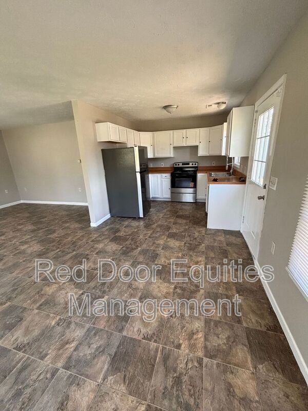 Foto del edificio - 1544 Fuller Ct