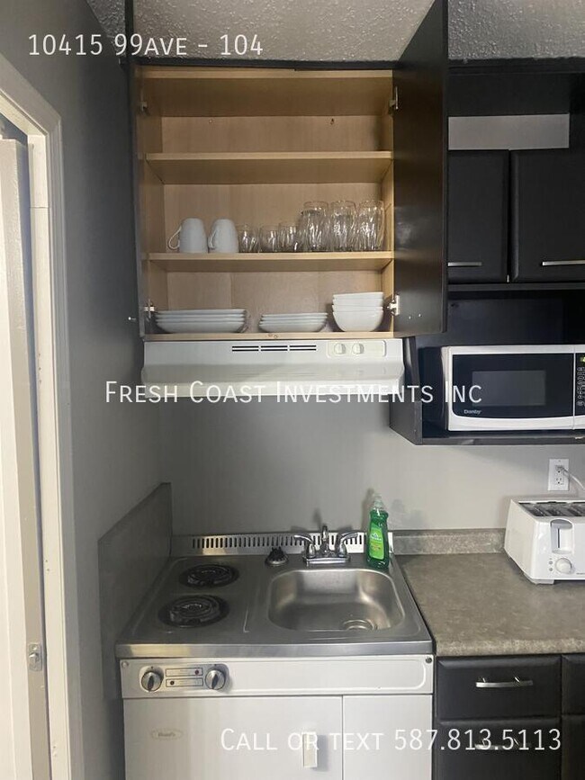 Photo du bâtiment - 10415 99 Ave