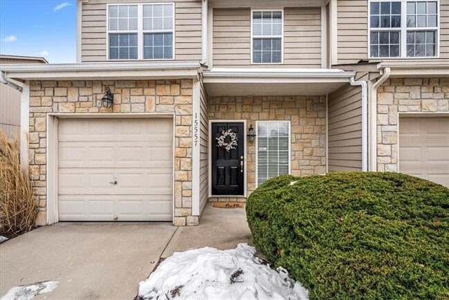 Building Photo - 15557 Floyd St