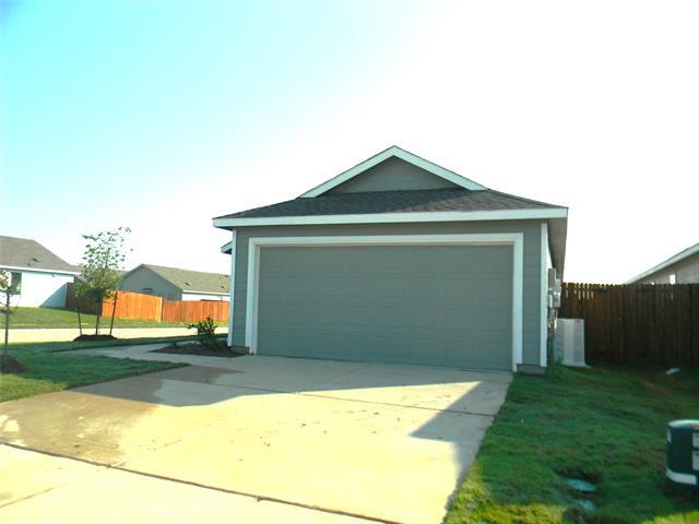 Foto del edificio - 300 Sycamore Pl