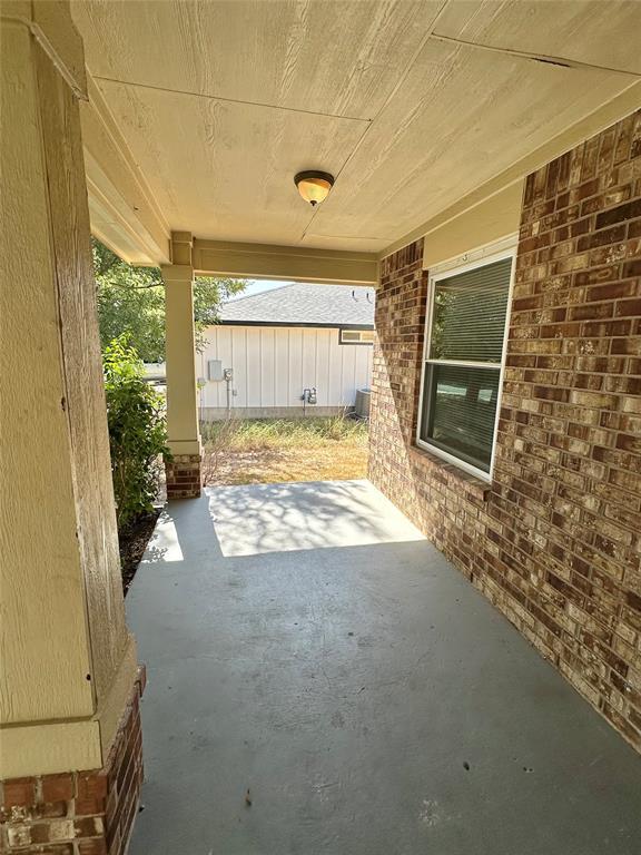 Building Photo - 6913 Sabrina Dr