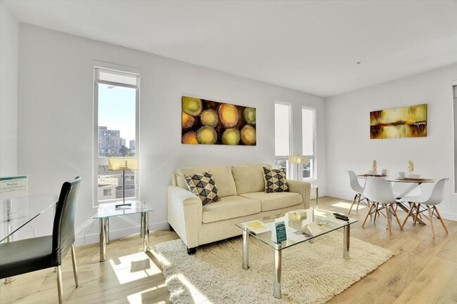 Foto del edificio - 3798 7th Ave