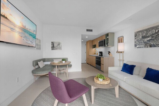 Foto del edificio - 601 NE 1st Ave