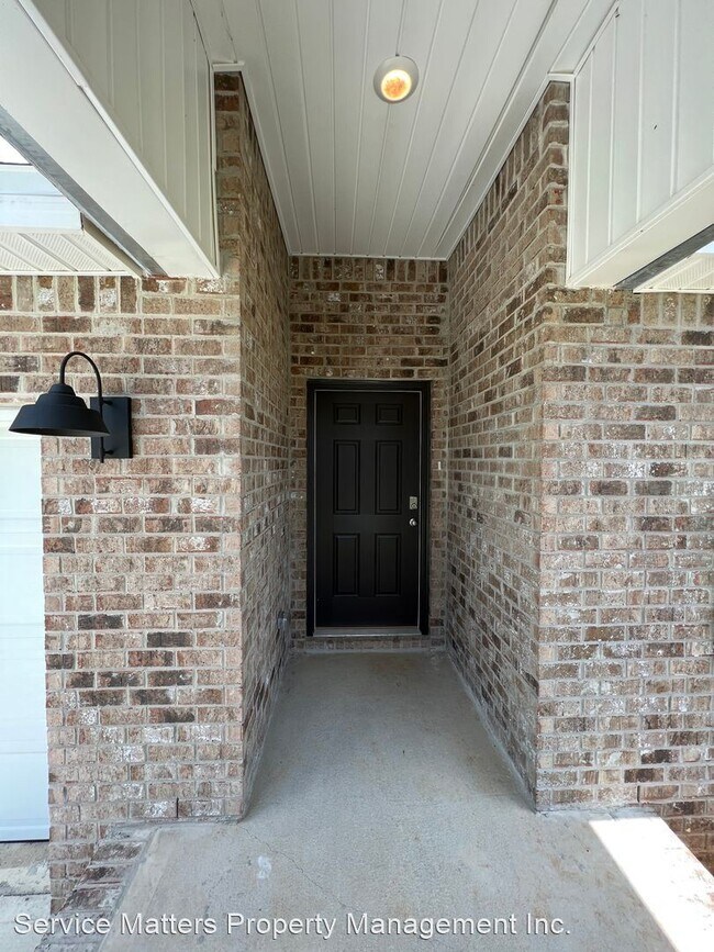 Building Photo - 4 br, 2 bath House - 9736 Millee Loop