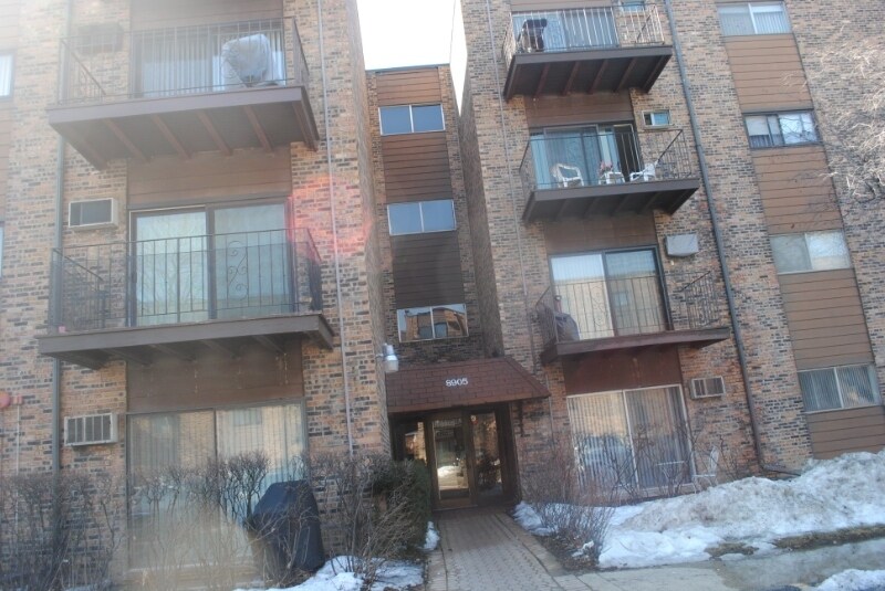 Primary Photo - 8905 Knight Ave