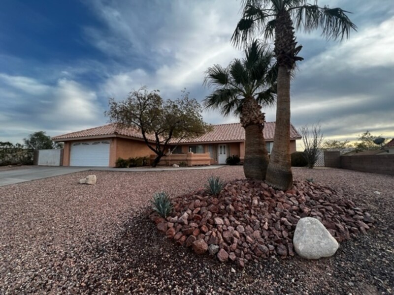 2368 Cassia Cir, Bullhead City, AZ 86442 House Rental in Bullhead