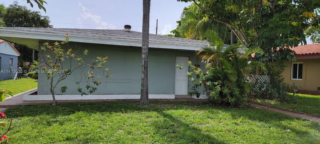 17031 NE 20th Ave, North Miami Beach, FL 33162 House for Rent in