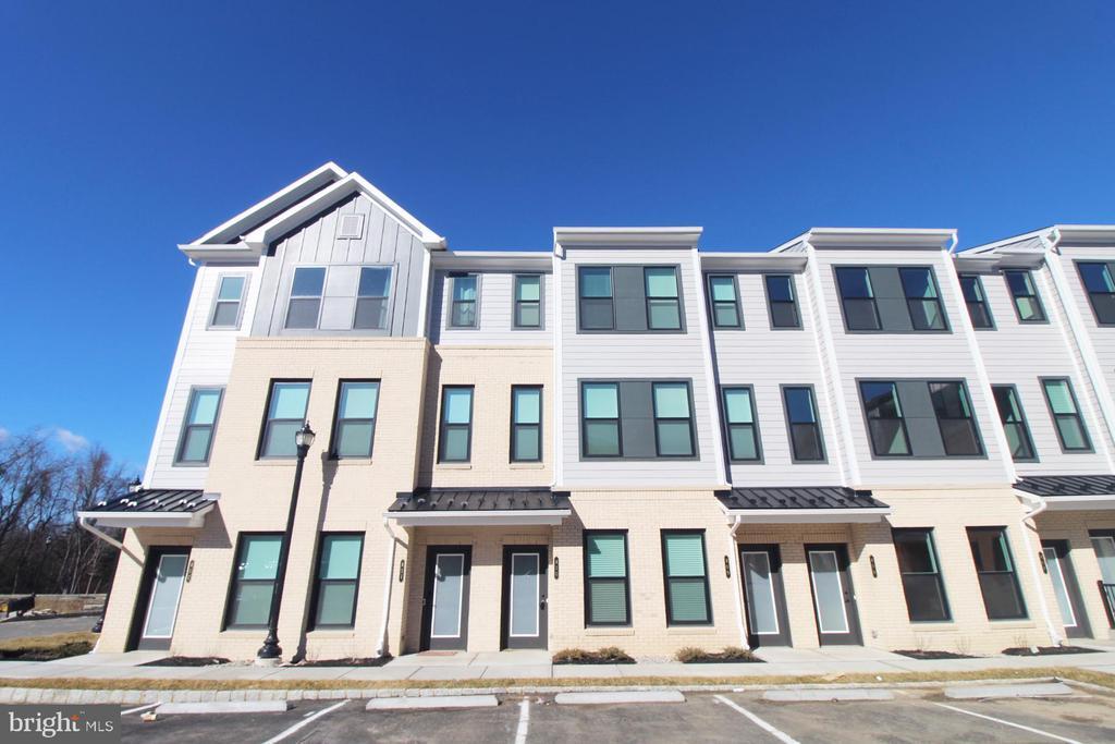 Foto principal - 410 Reading Ct