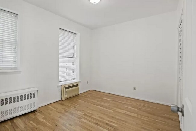 Building Photo - 403 Avenue C