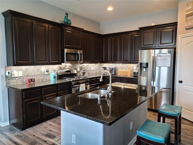 Building Photo - 6915 Hunters Trace Ln